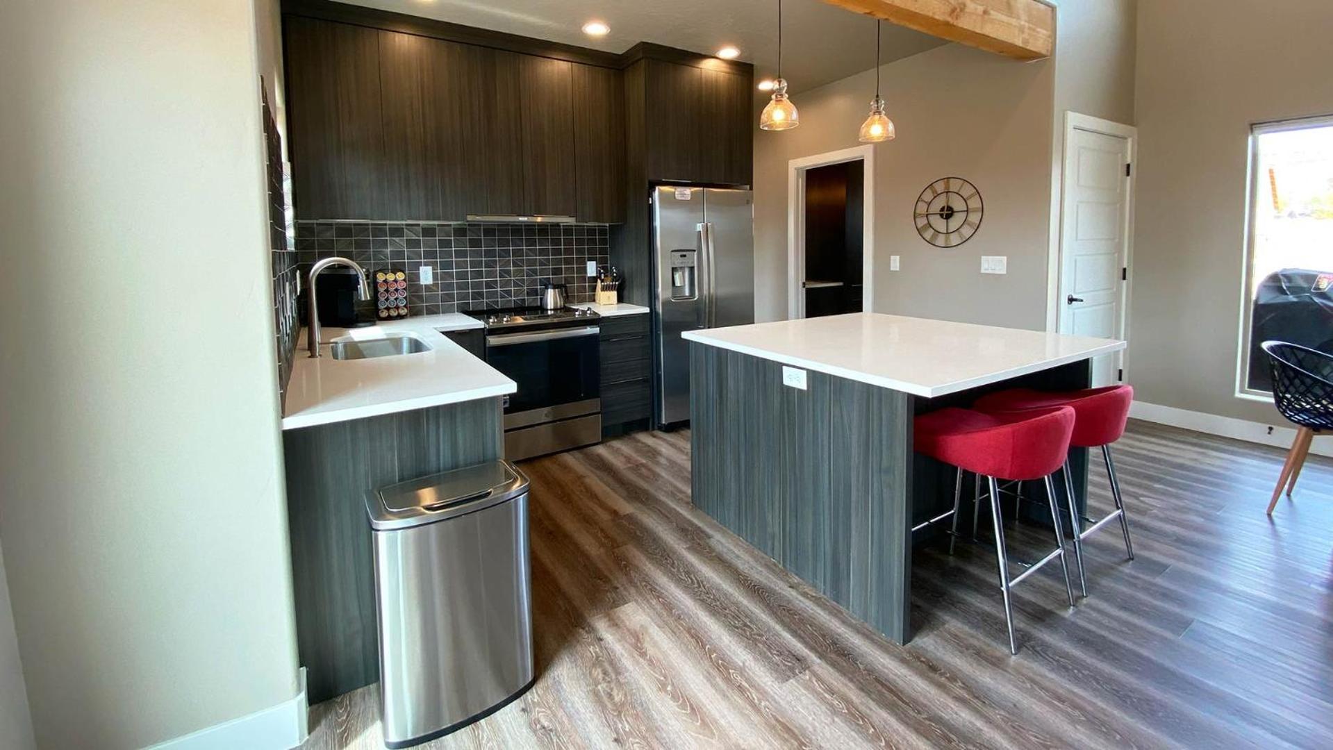 Timber & Tin F 2Bed 2Bath W Pool & Rooftop Deck Канаб Екстер'єр фото